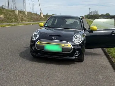 Brugt Mini Cooper SE 135 kW (184 HK) 2021 Blå Hatchback