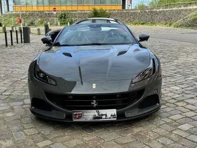 Usata Ferrari Portofino 620 CV (456 kW) 2022 Grigio Cabrio