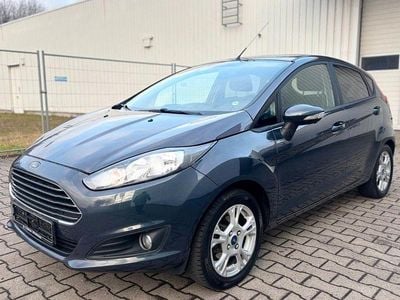 Gebraucht Ford Fiesta SYNC Edition 80 PS (58 kW) 2014 Grau Kleinwagen