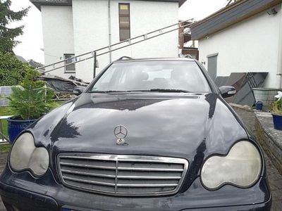Mercedes C220