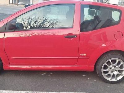 Gebraucht Citroën C2 VTR Sport 60 PS (44 kW) 2005 Rot Kleinwagen