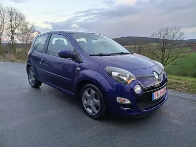 Gebraucht Renault Twingo Initiale Paris 75 PS (55 kW) 2013 Blau Kleinwagen