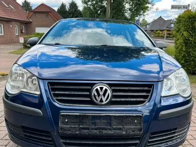 Gebraucht VW Polo 60 PS (44 kW) 2009 Blau Kleinwagen