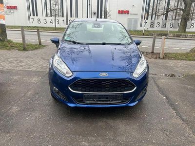Gebraucht Ford Fiesta Celebration 80 PS (58 kW) 2016 Blau Kleinwagen
