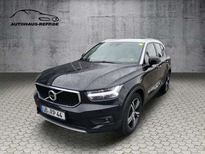 gebraucht Volvo XC40 D4 Momentum AWD