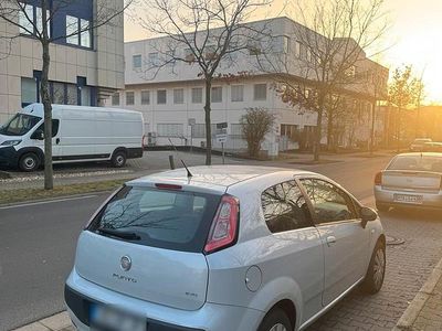 Gebraucht Fiat Punto Evo Dynamic 77 PS (56 kW) 2010 Grau Kleinwagen