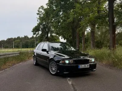 Gebraucht BMW 530 M Sport 193 PS (141 kW) 2001 Schwarz Kombi