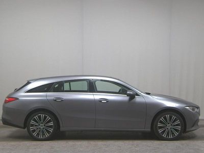 Gebraucht Mercedes CLA200 Shooting Brake Progressive 150 PS (110 kW) 2023 Grau Kombi