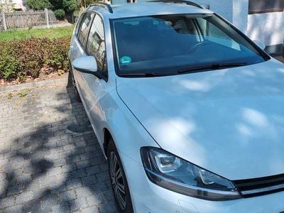 Second-hand VW Golf VII Comfortline 110 CP (80 kW) 2016 Alb Break