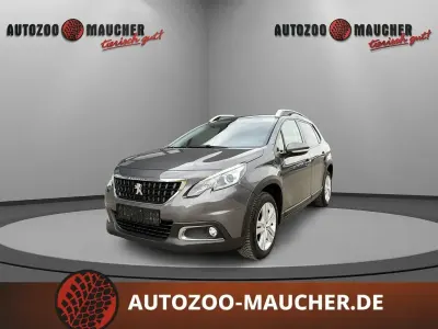 Gebraucht Peugeot 2008 Signature Sky 114 PS (83 kW) 2019 Lackierung platiniumgrau/metalliclackierung mit schutzlack SUV