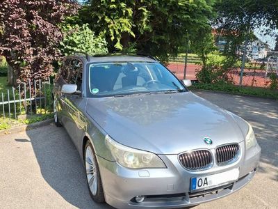 BMW 523