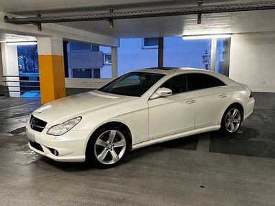 Gebraucht Mercedes CLS500 387 PS (284 kW) 2008 Weiß Coupé