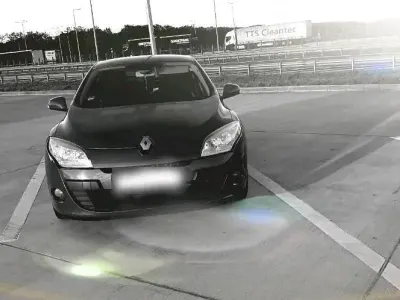 Gebraucht Renault Mégane 101 PS (74 kW) 2009 Schwarz Limousine