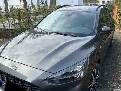 Gebraucht Ford Focus ST-Line 150 PS (110 kW) 2019 Grau Limousine