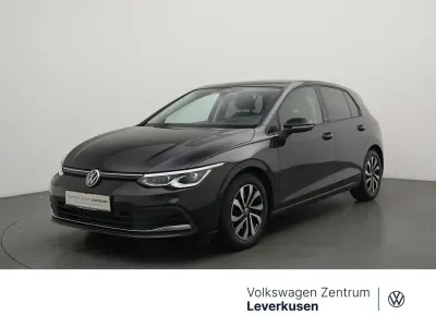 Usata VW Golf VIII Active 150 CV (110 kW) 2023 Nero Berlina