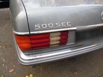 Second-hand Mercedes 500 223 CP (164 kW) 1985 Gri Coupe