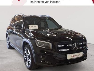 Mercedes GLB220