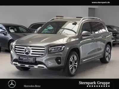 Gebraucht Mercedes GLB200 Progressive 163 PS (119 kW) 2024 Lack mountaingrau SUV