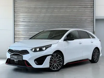 Second-hand Kia ProCeed GT Premium 140 CP (102 kW) 2023 Alb Hatchback