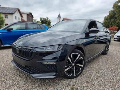 Schwarz Gebraucht 2024 Skoda Scala Monte Carlo Kleinwagen | 28.890 € (Teuer)