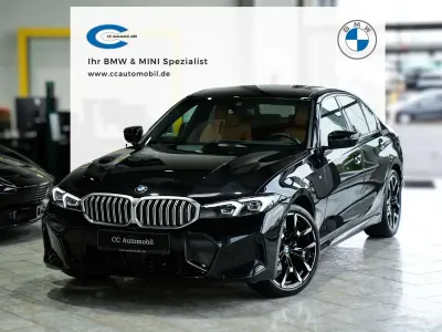 Gebraucht BMW 320 M Sport 184 PS (135 kW) 2026 Saphirschwarz Limousine