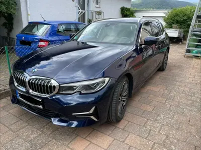 Gebraucht BMW 330 Luxury Line 286 PS (210 kW) 2021 Blau Kombi
