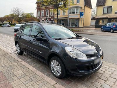Second-hand Renault Clio II 100 CP (73 kW) 2008 Albastru Hatchback