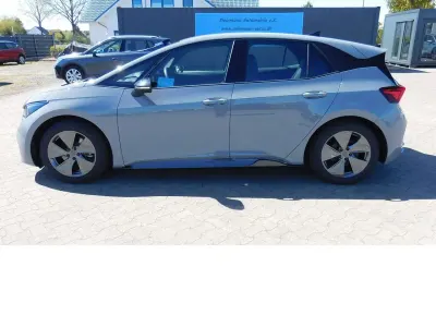 Usata Cupra Born 150 kW (204 CV) 2024 Grigio Utilitaria