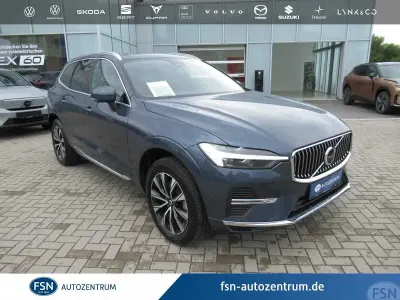 Gebraucht Volvo XC60 145 PS (106 kW) 2022 SUV