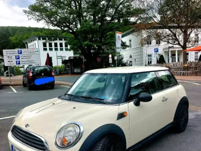 Gebraucht Mini ONE 75 PS (55 kW) 2009 Weiß Kleinwagen