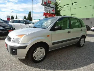 Gebraucht Ford Fusion Style 101 PS (74 kW) 2007 Silber Kleinwagen
