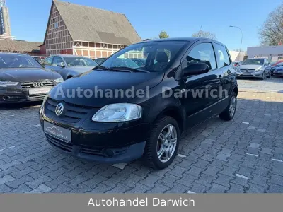 Second-hand VW Fox Basis 54 CP (39 kW) 2008 Negru Hatchback