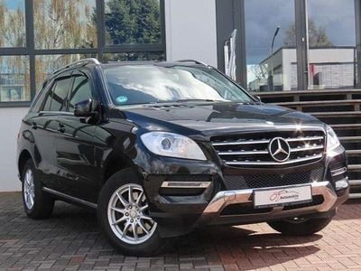 Gebraucht Mercedes ML350 258 PS (189 kW) 2015 Schwarz SUV