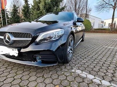 Gebraucht Mercedes C200 AMG 160 PS (117 kW) 2020 Schwarz Kombi