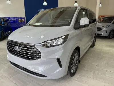 Novo Ford Tourneo Custom Titanium X 170 HP (125 kW) 2026 Cinzento Van