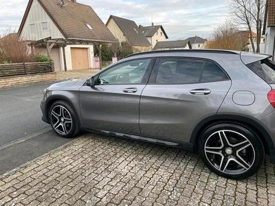 Mercedes GLA200