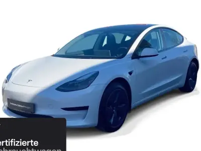 Begagnad Tesla Model 3 RWD 205 kW (279 HK) 2023 Vit Sedan