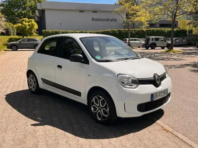 Gebraucht Renault Twingo Life 65 PS (47 kW) 2019 Weiß Kleinwagen