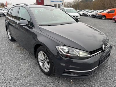Grau Gebraucht 2019 VW Golf VII Comfortline Kombi | 15.185 € (Fairer Preis)