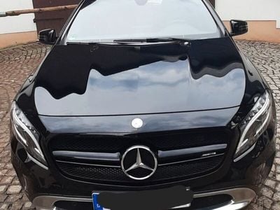 Mercedes GLA220