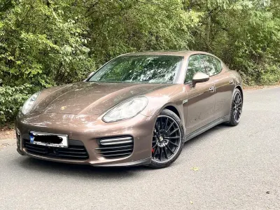 Gebraucht Porsche Panamera GTS 441 PS (324 kW) 2013 Braun Kleinwagen