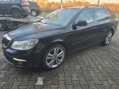 Schwarz Gebraucht 2012 Skoda Octavia RS Kombi | 5.380 € (Superpreis)
