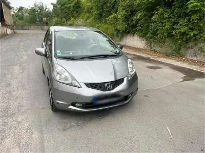 Gebraucht Honda Jazz 90 PS (66 kW) 2010 Grau Kleinwagen