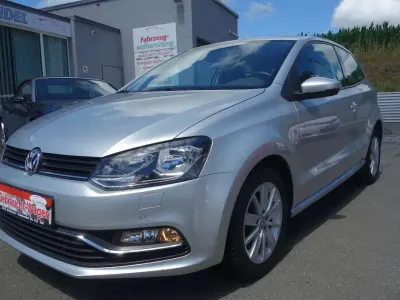Gebraucht VW Polo Comfortline 90 PS (66 kW) 2017 Silber Kleinwagen