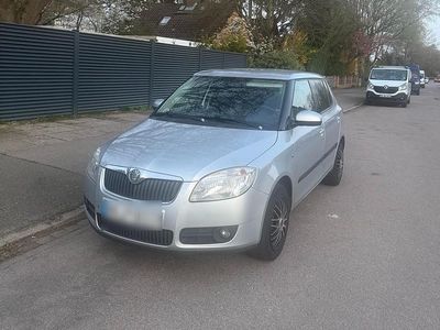 Gebraucht Skoda Fabia 60 PS (44 kW) 2009 Grau Kleinwagen