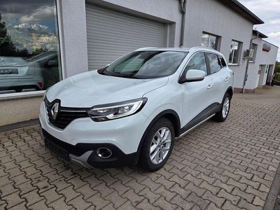 Weiß Gebraucht 2015 Renault Kadjar XMOD SUV | 12.900 € (Fairer Preis)