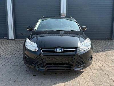 Gebraucht Ford Focus 105 PS (77 kW) 2013 Schwarz Kombi