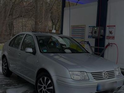 Second-hand VW Bora 110 CP (80 kW) 2000 Gri Berlinǎ