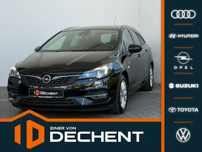Usata Opel Astra Elegance 131 CV (96 kW) 2022 Nero Utilitaria