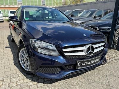 Gebraucht Mercedes C180 156 PS (114 kW) 2014 Cavansitblau Limousine